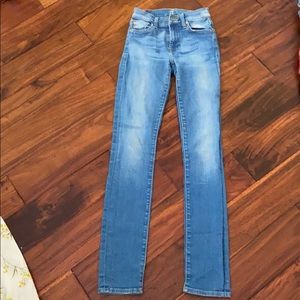 7 for all mankind medium wash straight jean